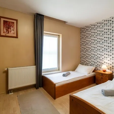 Goscinne Szy & Mon 3*