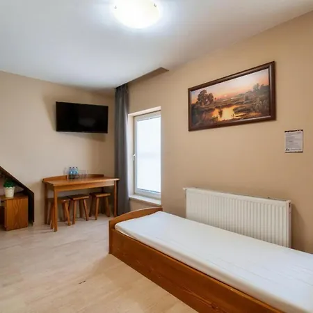 Goscinne Szy & Mon 3* Koniowka