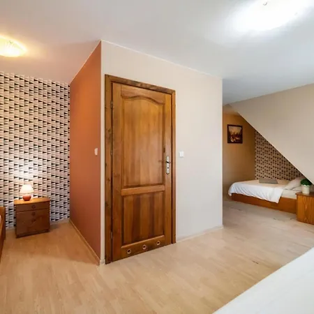 Goscinne Szy & Mon 3*