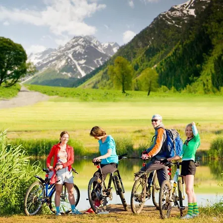 Goscinne Szy & Mon Couette-café 3*